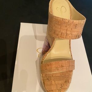Jessica Simpson wedge Sandals in nude... New!!